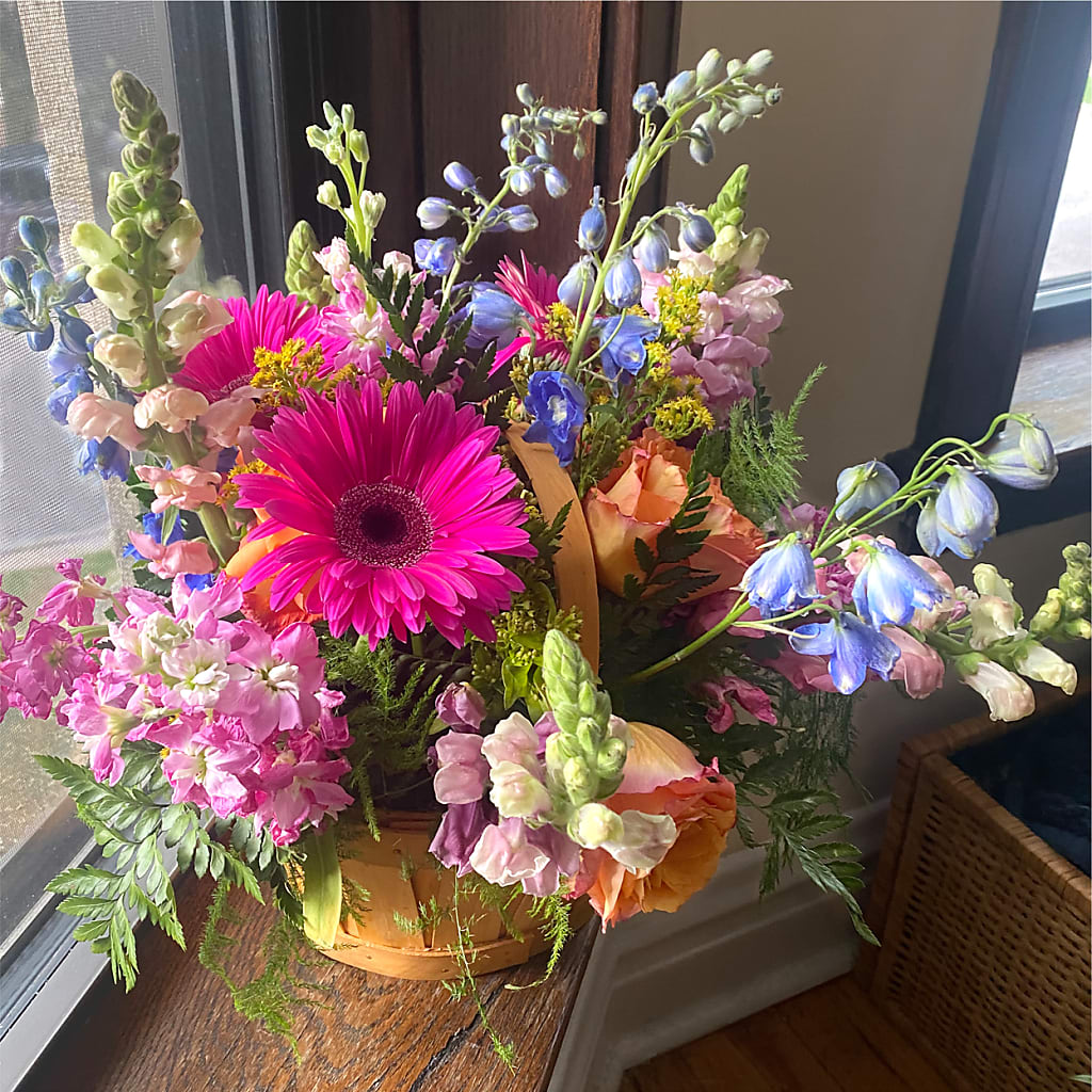 Garden of Life Basket –  The Asheville Florist, Swannanoa NC