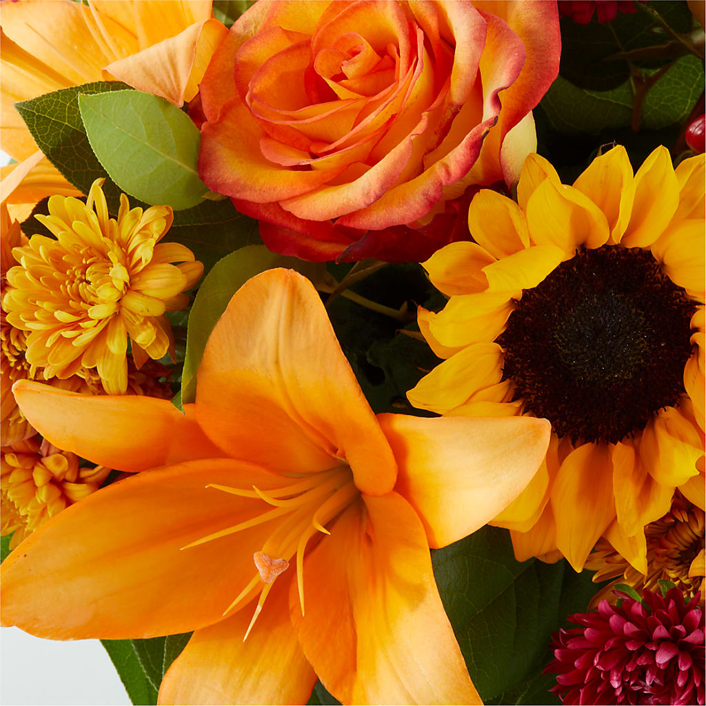 Grateful Centerpiece –  The Asheville Florist, Swannanoa NC