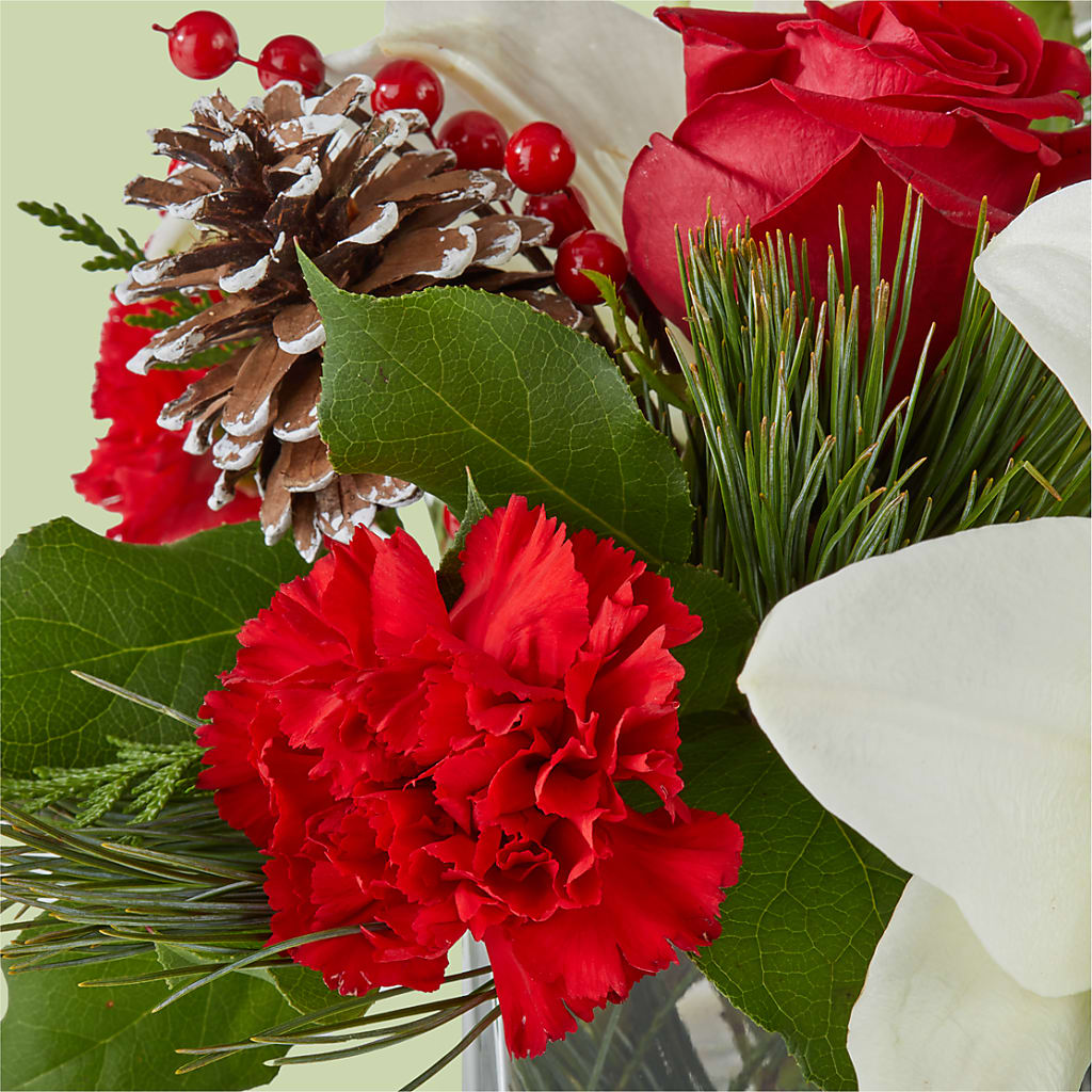 Glistening Icicles Bouquet –  The Asheville Florist, Swannanoa NC